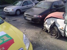 Автомобилите ще изпращат автоматично сигнал на 112 при пътен инцидент