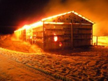 Навес горя вчера в село Труд