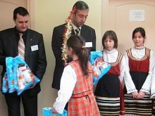 Сурвакарчета поздравиха кмета Александър Колев