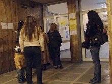 Граждани задръстиха пощата с опашки за сметки