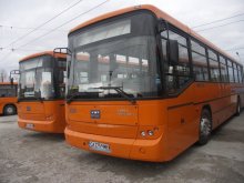 Възстановяват и удължават автобусни линии от утре