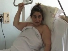 Парализирана жена стана майка на близнаци