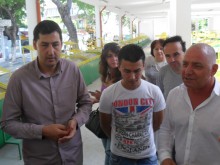 Кметът лично инспектира и предаде готовия Четвъртък пазар