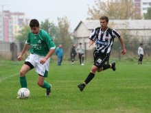 Халф от Франция и нападател от Сирия почнаха в Брестник