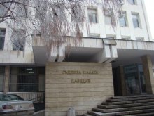 Трима на съд за кражба от паметник на културата