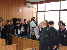 Те ощетиха държавата с над 5 млн.лв.! Част от тях остават в ареста!
