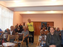 Димитър Лазаров - на среща със земеделски стопани в Дълбок извор