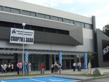 Възмутен студент: Новата многофункционална зала на ПУ не се използва с пълния й потенциал!