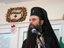 Владиката прави онлайн литургии