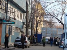 Министър Петър Димитров ще посети цигарената фабрика