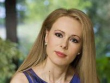 Писателката Людмила Филипова ще гостува в Карлово