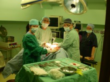 Пловдивчани в основата на ваксина, помагаща на болни от рак