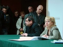Поискаха бутането на партийния дом и изсичането на всички тополи