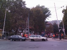 Затвориха и част от северното платно на "6-ти септември"