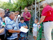 Бивши служители на Батаклиев: Унижаваме се, за да си получим заплатите! Не можем да си платим дори тока!