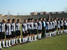 Локо бие леко с 2:1 при представянето на отбора