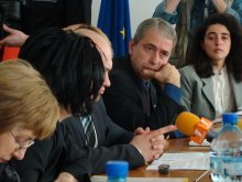 Данъчните и НОИ невинни за изгорелите фирми