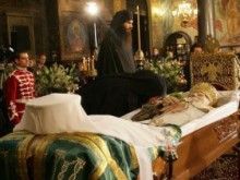 Прощаваме се с Патриарх Максим, опелото води Пловдивският митрополит