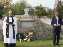 Посланикът на Великобритания присъства на възпоменателна церемония в Пловдив