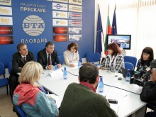 УХТ представи проект за електронни форми на дистанционно обучение