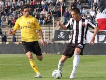 Камата набеляза халф на Локо