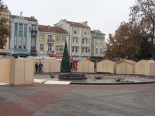 Днес откриват немския коледен базар пред Общината