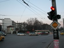 КАТ напомня: Фаровете вече не са задължителни