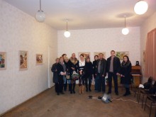 Народният представител Величка Шопова откри изложба на млада художничка
