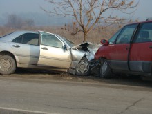 Жена загина при жестока катастрофа на околовръстния път край Пловдив