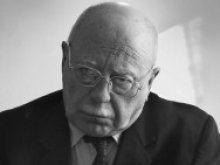 Постановката на Драматичния театър "Човекоядката" отново на сцената