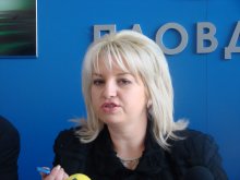 Петя Ставрева идва на среща с фермери от пловдивския регион
