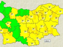 Времето днес ще бъде много динамично, "жълт" код за силен вятър