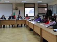 Сопот и Карлово вземат на работа 500 от ВМЗ, за съкратените - преквалификация