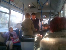 Грозни сцени в автобус на "Хеброс бус": Мръхла, въшка, пикла, боклук!