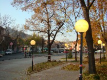 Вдигат караваната до Градския дом на културата