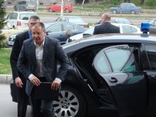 Станишев: Тези с чалгаджийските методи да стоят настрана