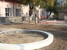 До края на 2013 г. разкриват още една детска група в ЦДГ "Дъга"