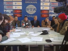 Мюсюлманите пак се хванаха за гушите