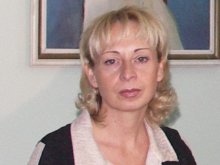 Сесил Каратанчева и райкметица - доброволци