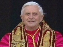 Папа Бенедикт XVI абдикира от Светия престол