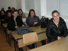 Ученици в Пловдив влизат в час с данъците с помощта на НАП