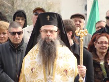Митрополит Николай отслужи панихида за Патриарх Кирил