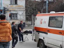 Фатално: Камион блъсна и уби човек до колелото на Централна гара!