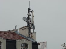 Погват мобилните оператори за антените