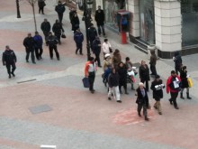 14 души на поредния протест крещят: Много сме, силни сме