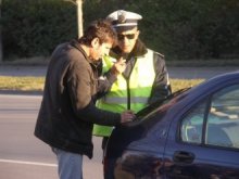 Полицейска кола и лек автомобил катастрофираха в Смолян