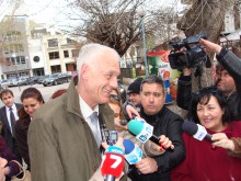 Образователният министър за "Харлем шейк": Нямам нищо против танца, но зависи къде се изпълнява
