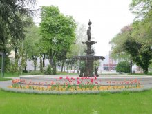 Възстановиха фонтана на първото българско изложение в панаира