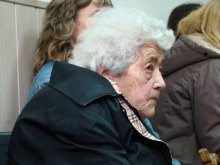 Бабата на Ванко 1 спестила пари за джипа му от фирма и продажба на кърпи и покривки