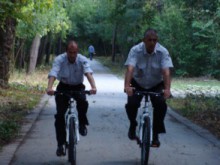 Трима извадиха нож на 16-годишно момче в парк "Лаута"